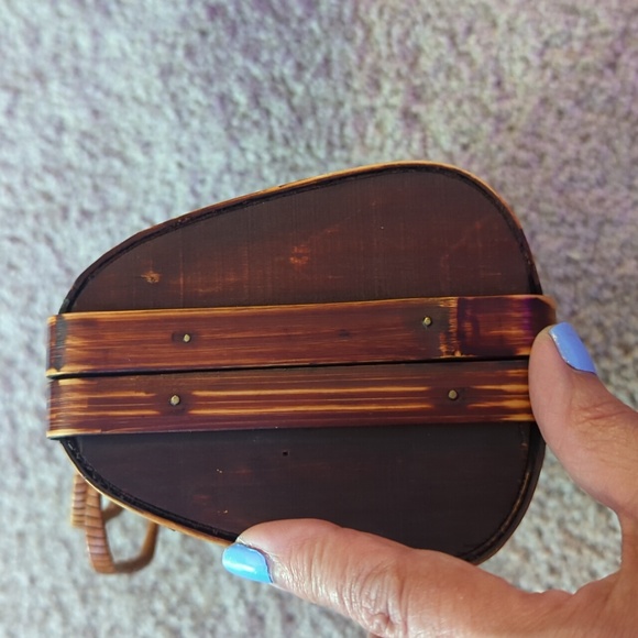 Vintage mid century wooden purse - Picture 6 of 9